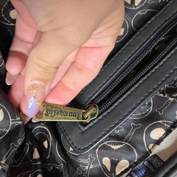 Loungefly Disney The Nightmare Before Christmas Halloween Town Rucksack - Picture 6 of 7